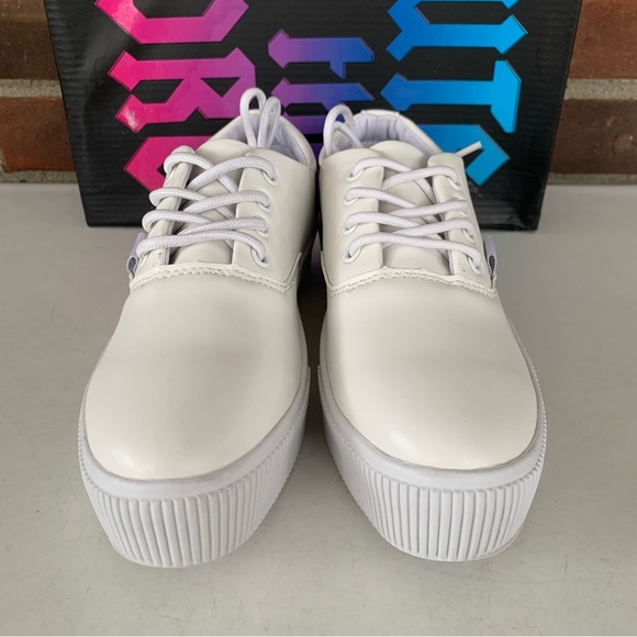 Cute To The Core sugar white platform Lace Up Sneakers Women’s US 5 M - Picture 3 of 8